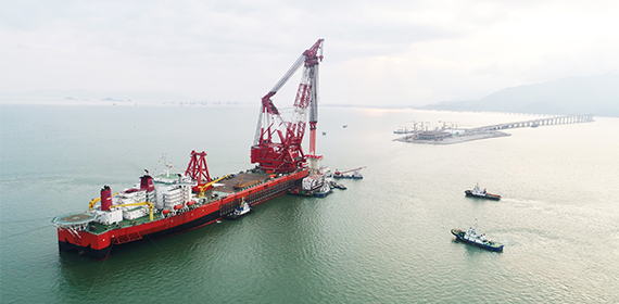 “征途国际30”起重打捞工程船